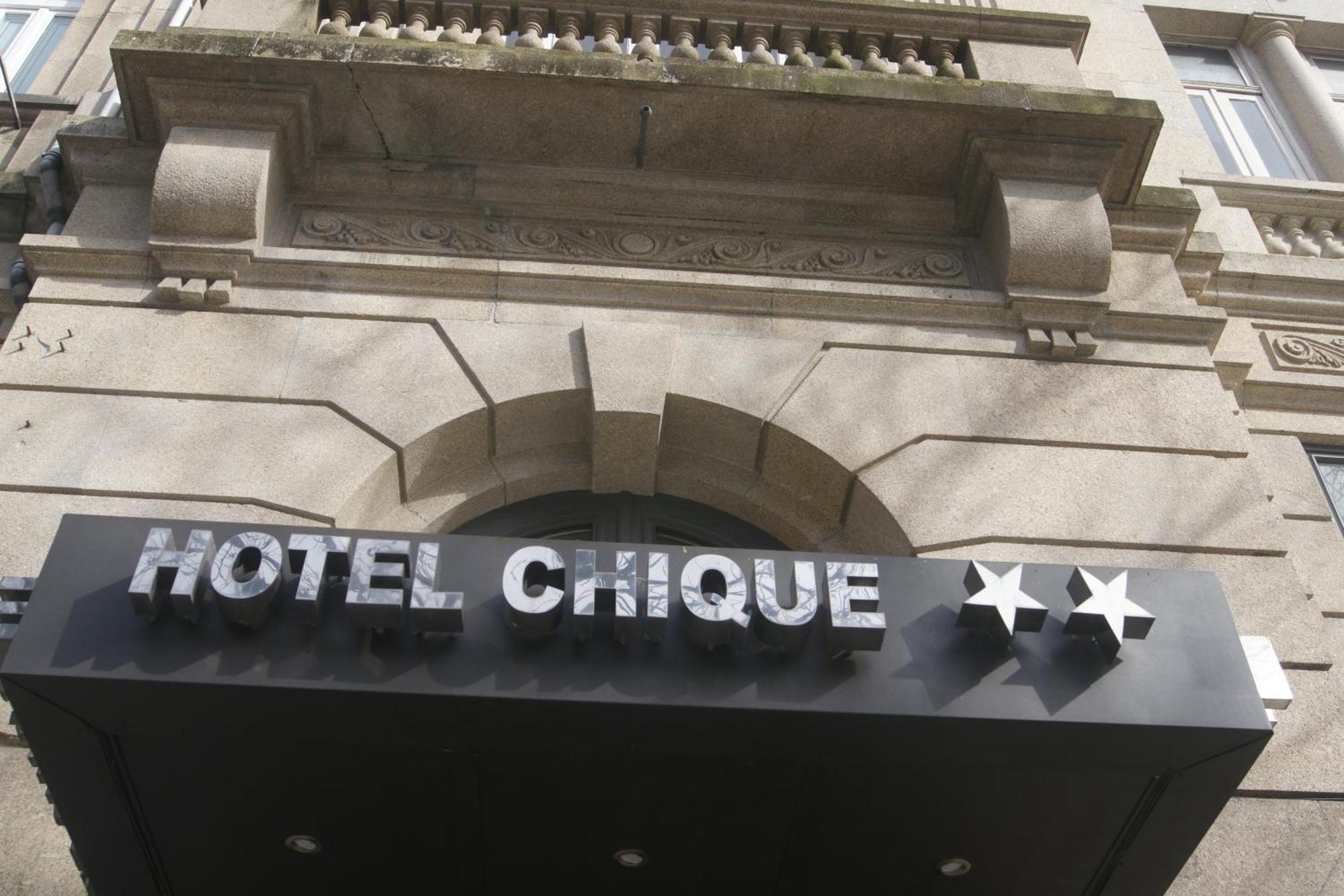 Hotel Chique Aliados OOporto Exteriör bild